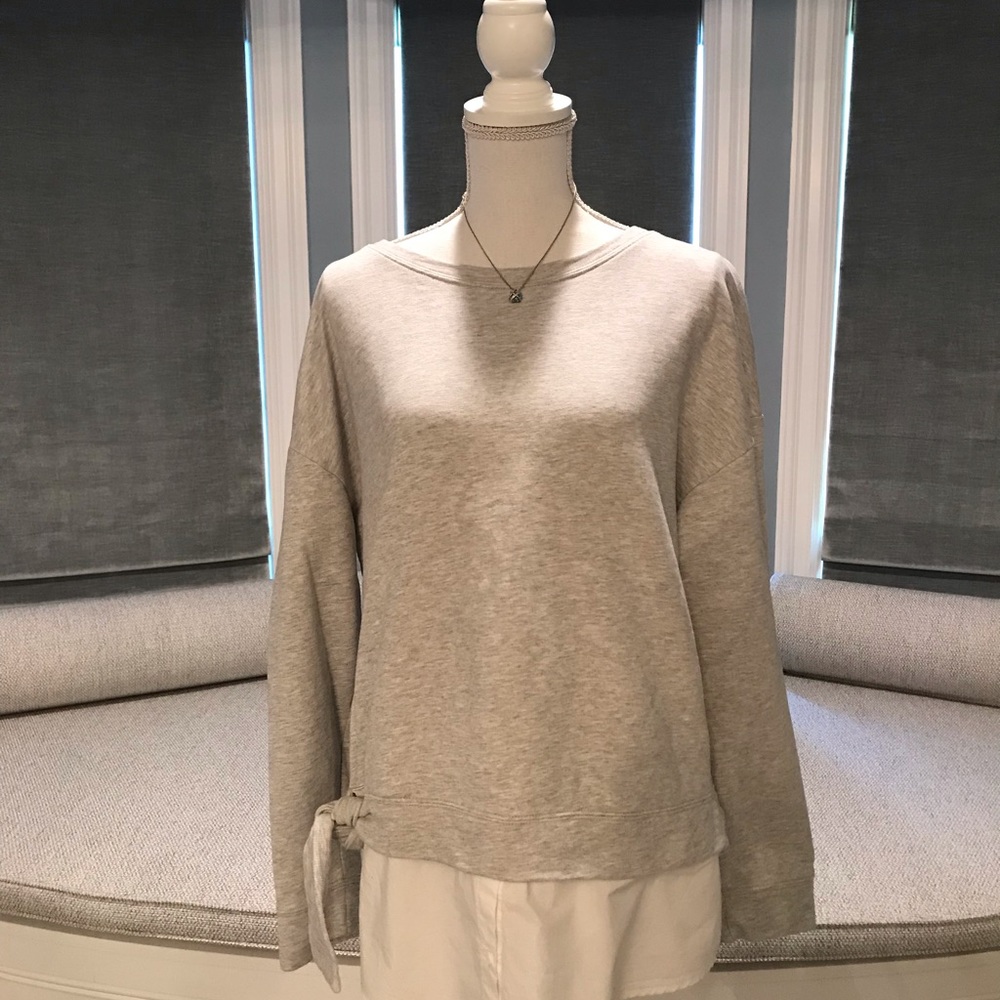 Sanctuary Sweatshirt, Gray and White, Tie on Side, Size Large (LA)